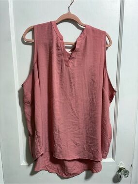 Womens maurices top